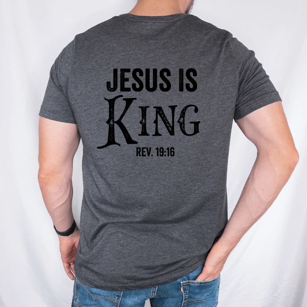 Jesus Is King Men's T-shirt