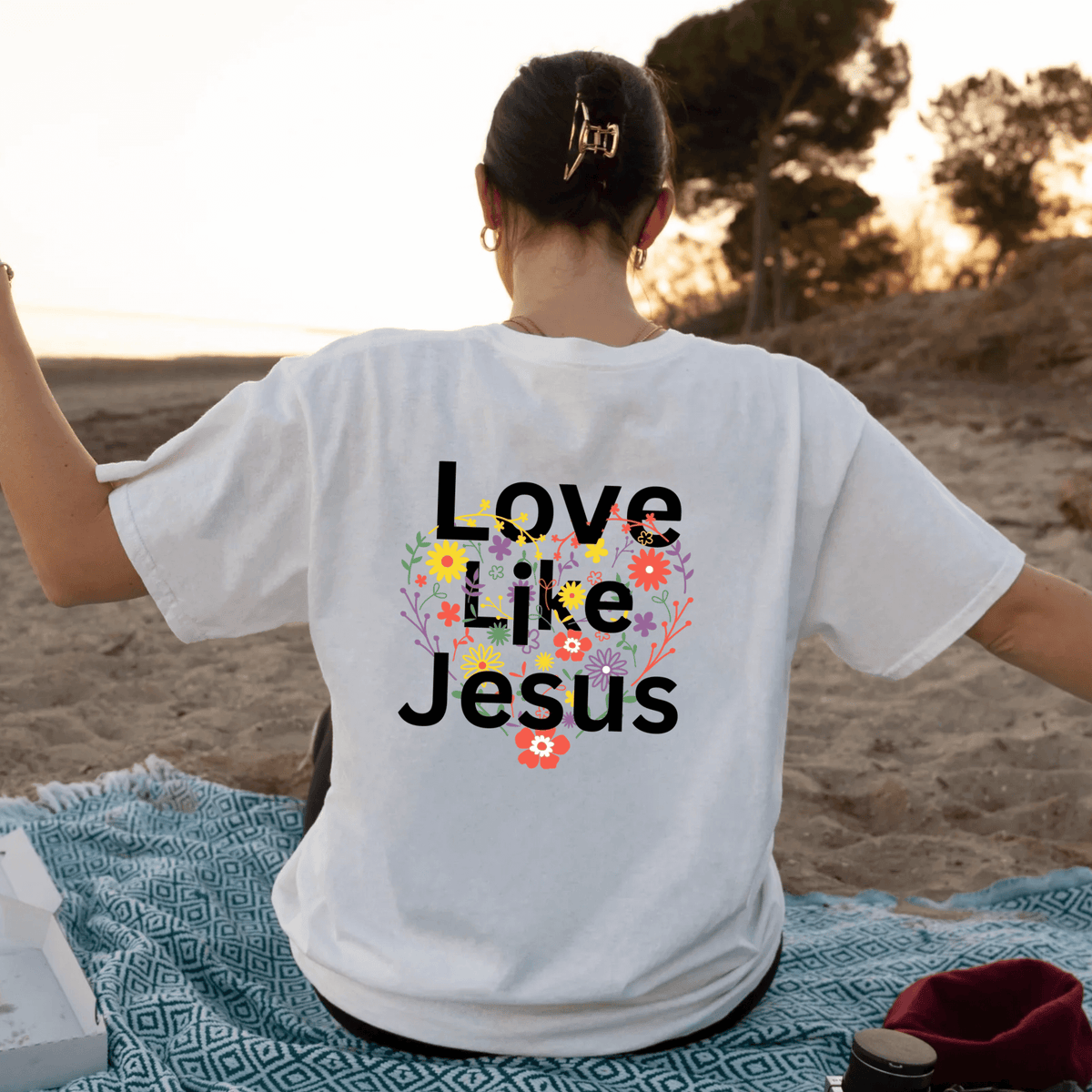 Love Like Jesus Tee