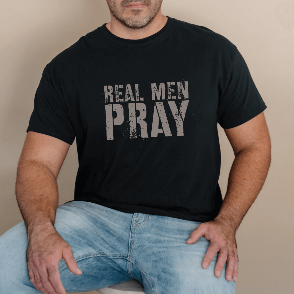 Real Men Pray T-shirt