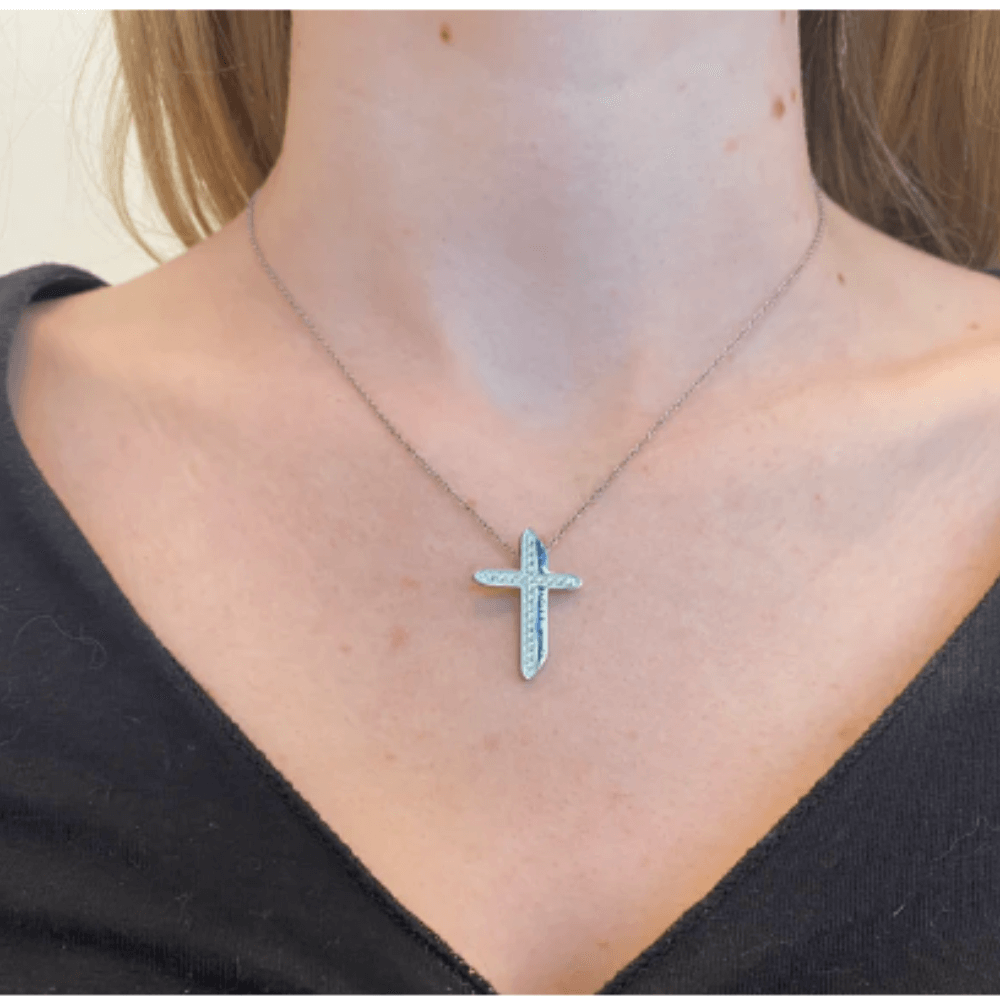 Silver cross necklace model